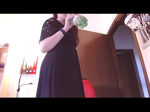 ❤️ Pakļāvīga verdzene, kurai patīk netīras un sulīgas biksītes, ir spiesta masturbēt pēc šī video noskatīšanās! ❤❌ Kaltais porno pie mums ❌️