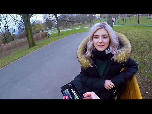 ❤️ Norij svešinieka karstu spermu par naudu - blowjob in the park by Eva Elfie ❤❌ Kaltais porno pie mums ❌️